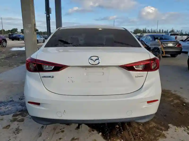 3MZBM1U77FM208843 2015 MAZDA 3-5
