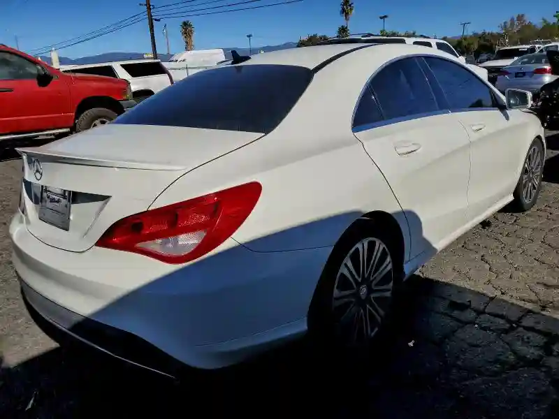 WDDSJ4EBXHN489471 2017 MERCEDES-BENZ CLA-CLASS-2