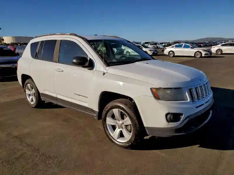 1C4NJCBA2GD705170 2016 JEEP COMPASS-3
