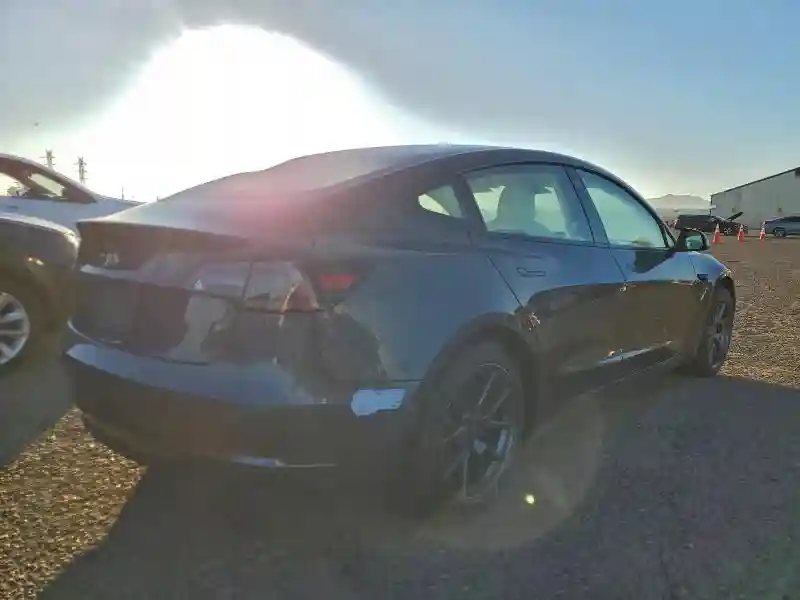 5YJ3E1EA5MF994223 2021 TESLA MODEL 3-2