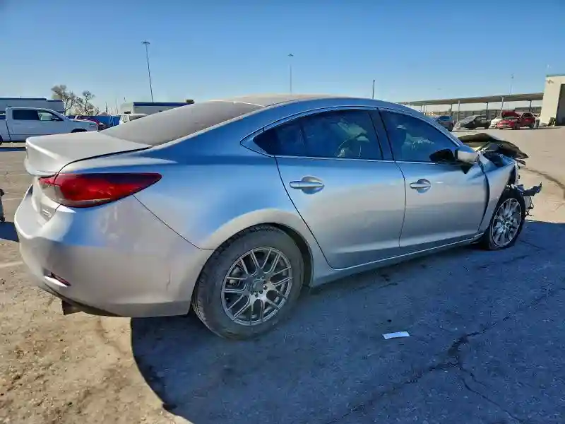 JM1GL1U53H1133620 2017 MAZDA 6-2