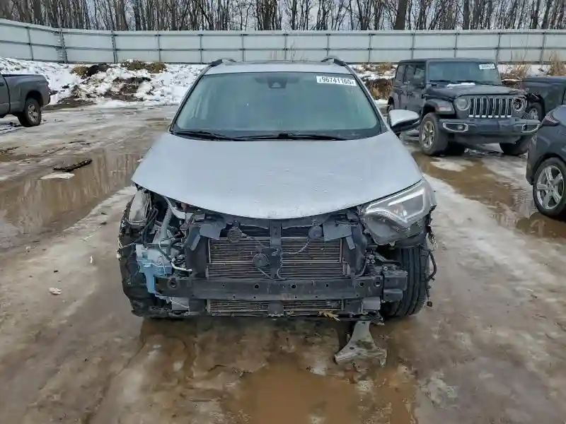 JTMDJREV3GD018535 2016 TOYOTA RAV4-4