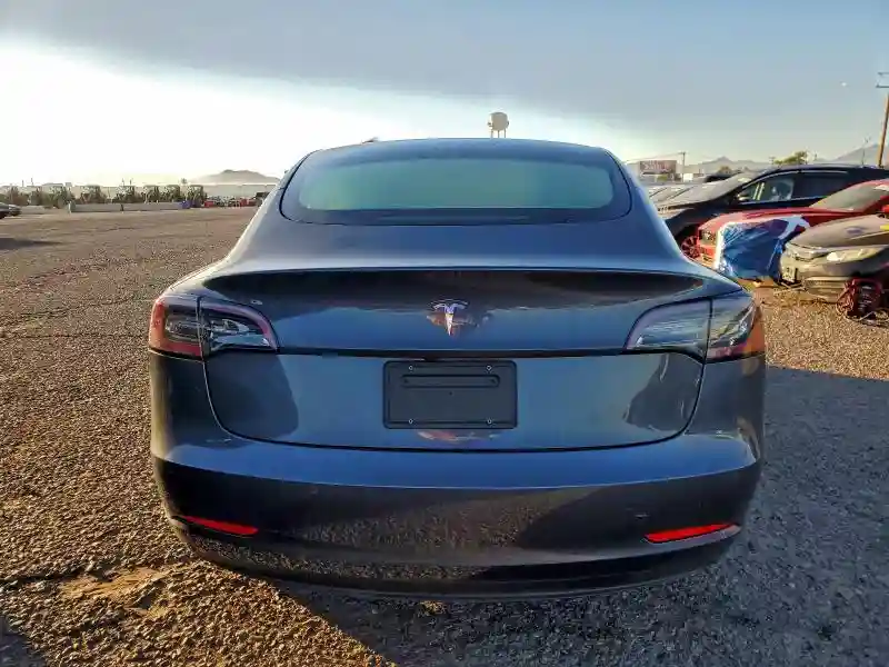 5YJ3E1EA5MF994223 2021 TESLA MODEL 3-5