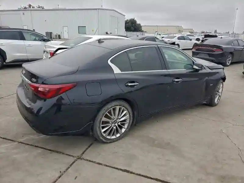 JN1CV7AP0JM241170 2018 INFINITI Q50-2