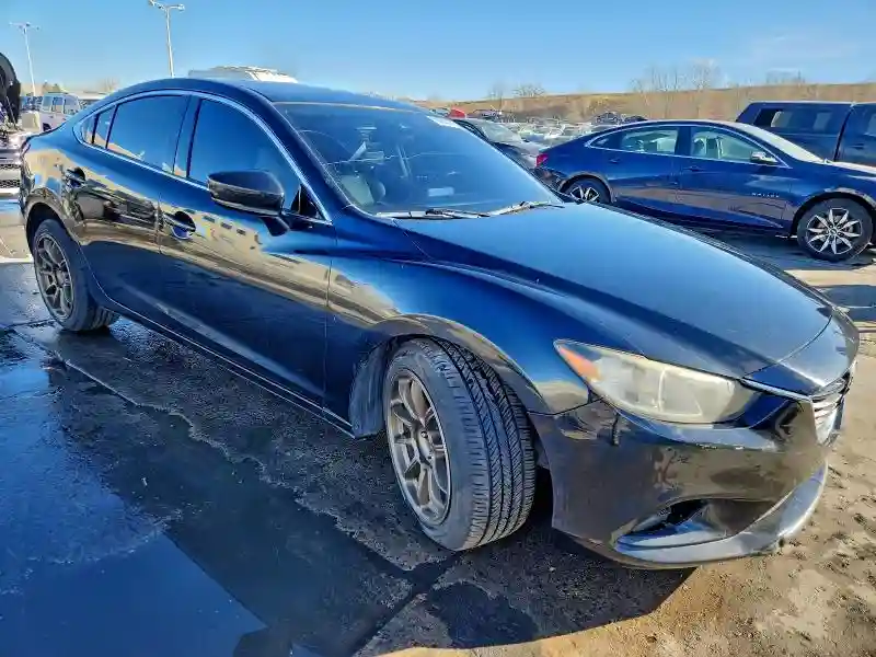 JM1GL1V55H1118891 2017 MAZDA 6-3