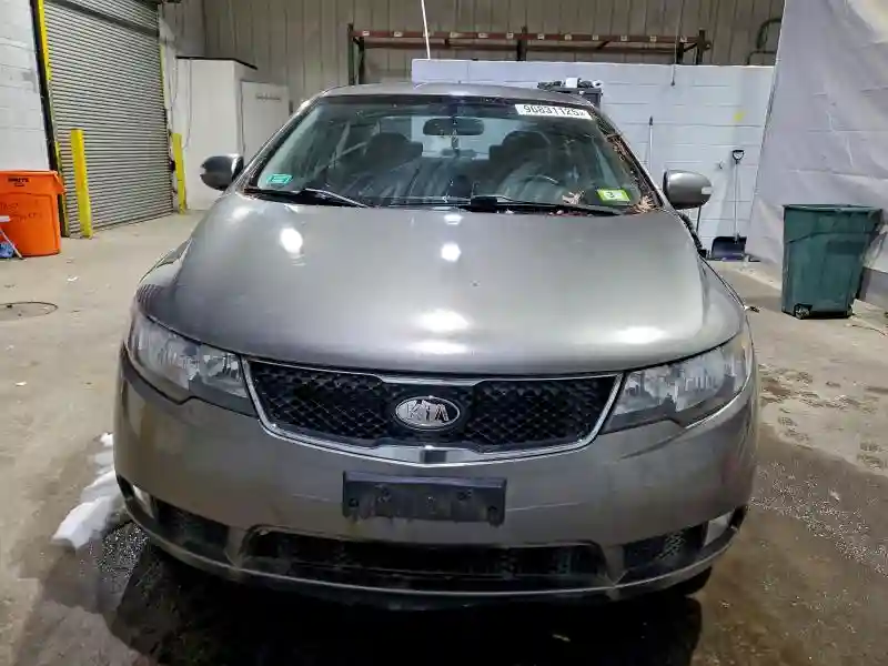 KNAFW4A39A5109891 2010 KIA FORTE-4