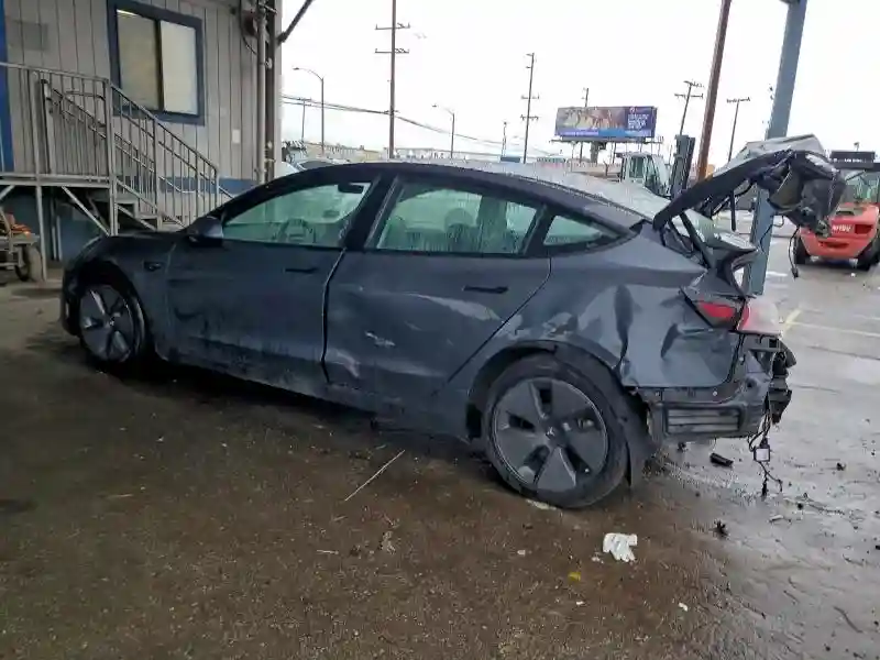 5YJ3E1EB4NF274826 2022 TESLA MODEL 3-1