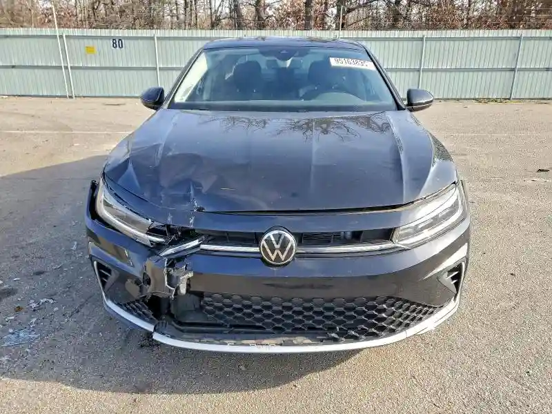 3VW7X7BU4SM066745 2025 VOLKSWAGEN JETTA-4