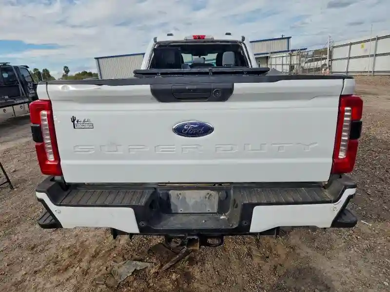 1FT8W2BA1PEC99272 2023 FORD F250-5