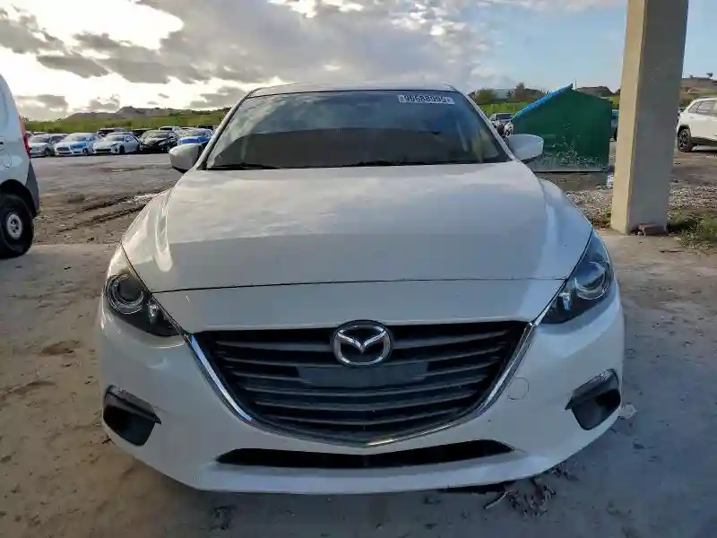 3MZBM1U77FM208843 2015 MAZDA 3-4