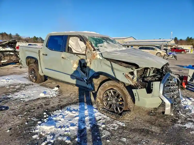 5TFNA5DB9SX302392 2025 TOYOTA TUNDRA-3