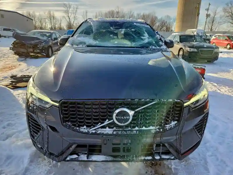 YV4BR0DM2N1953805 2022 VOLVO XC60 T8 RE-4