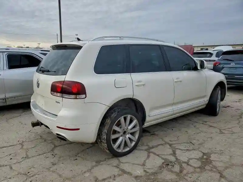 WVGFK7A93AD002177 2010 VOLKSWAGEN TOUAREG TD-2