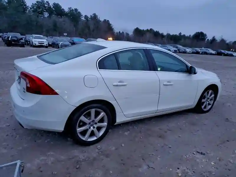 YV1612TK5G2391686 2016 VOLVO S60-2