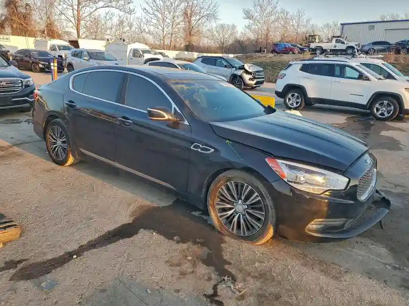 KNALT4D31H6035524 2017 KIA K900-3