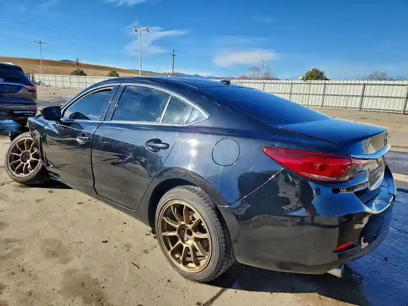 JM1GL1V55H1118891 2017 MAZDA 6-1