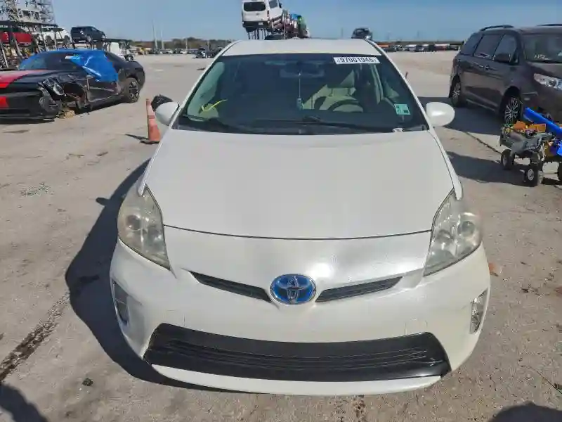 JTDKN3DU2C5476623 2012 TOYOTA PRIUS-4