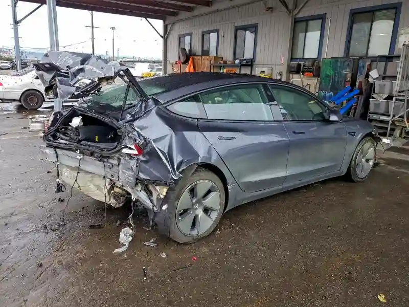 5YJ3E1EB4NF274826 2022 TESLA MODEL 3-2