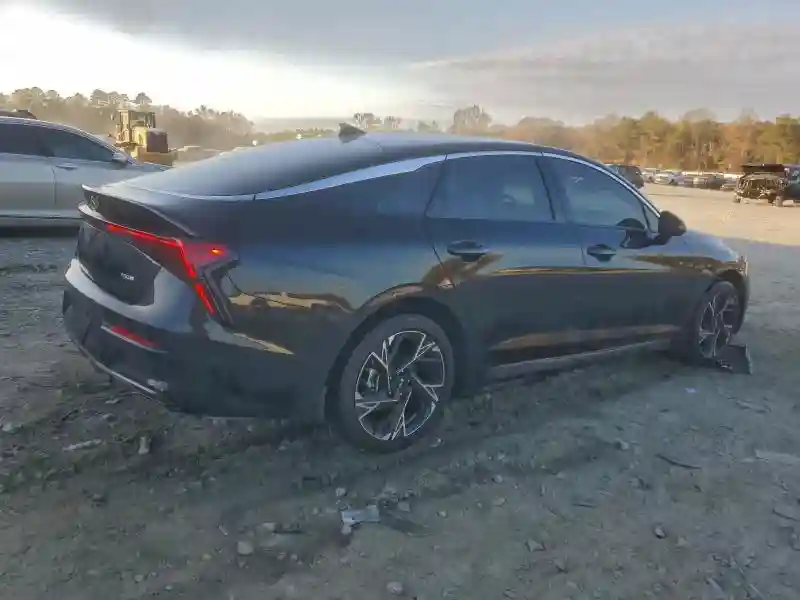 KNAG64J72S5332038 2025 KIA K5-4