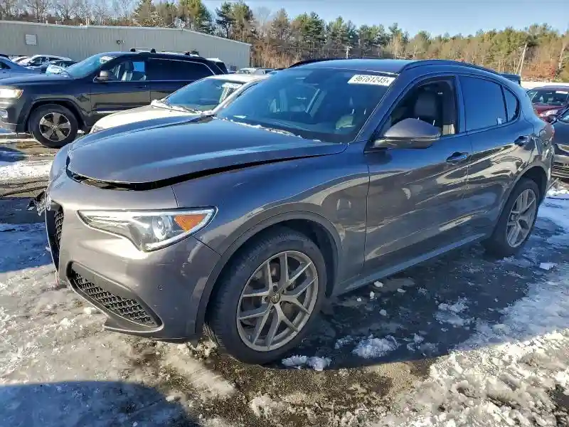 ZASFAKNN8J7B70243 2018 ALFA ROMEO STELVIO-0