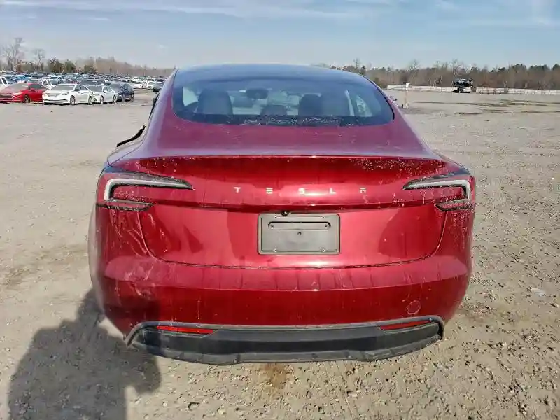 5YJ3E1EA5SF900581 2025 TESLA MODEL 3-5