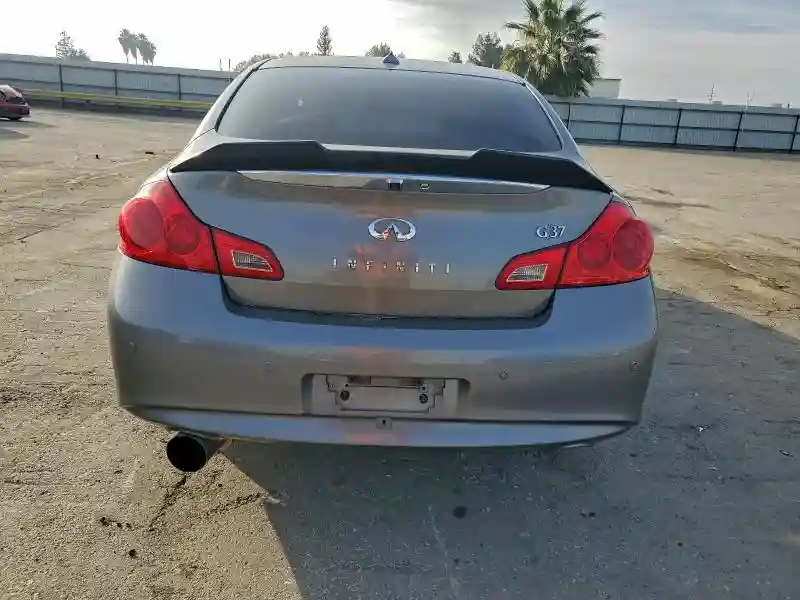 JN1CV6AP2DM711228 2013 INFINITI G37-5