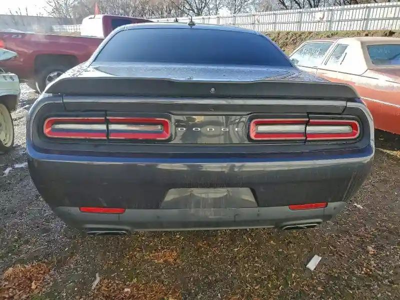 2C3CDZFJ8JH310033 2018 DODGE CHALLENGER-5