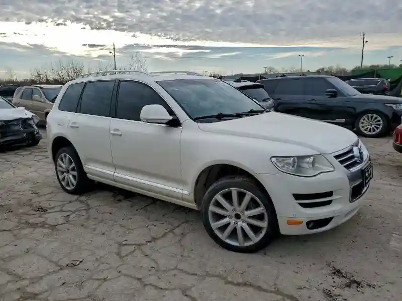 WVGFK7A93AD002177 2010 VOLKSWAGEN TOUAREG TD-3