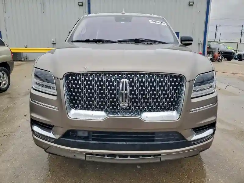 5LMJJ2LT9JEL07294 2018 LINCOLN NAVIGATOR-4