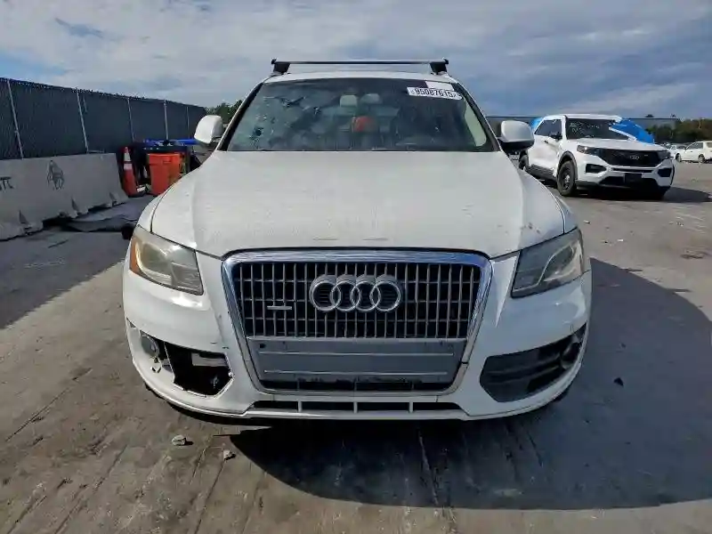 WA1LFAFP3CA054746 2012 AUDI Q5-4